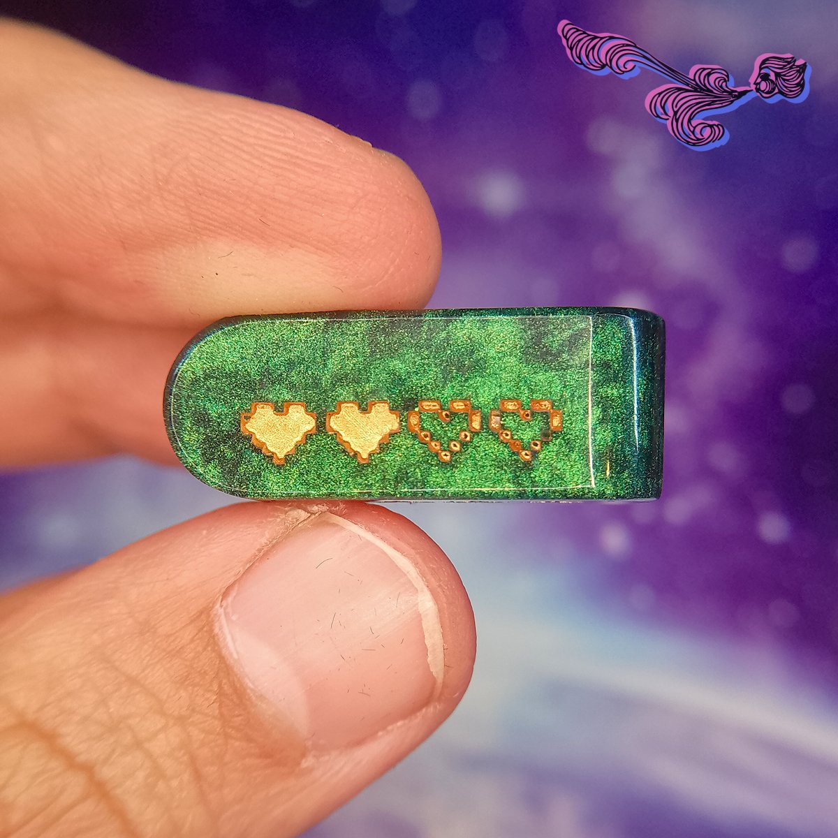 d4 Corazones: Stenelas 4