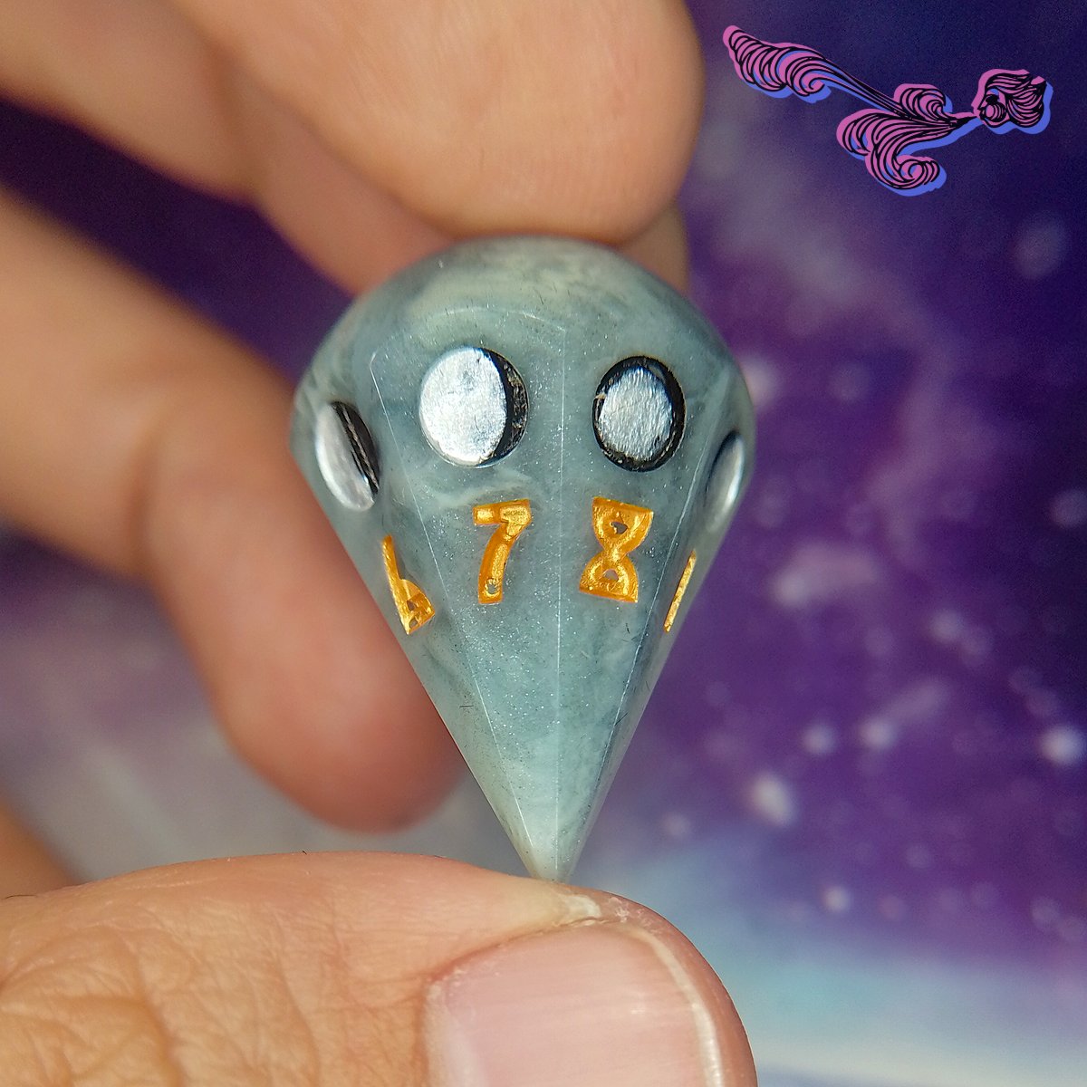 d8 Fases lunares: Aspinu